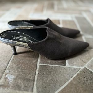 Donald Pliner Couture size 6.5 Kitten Heel mules